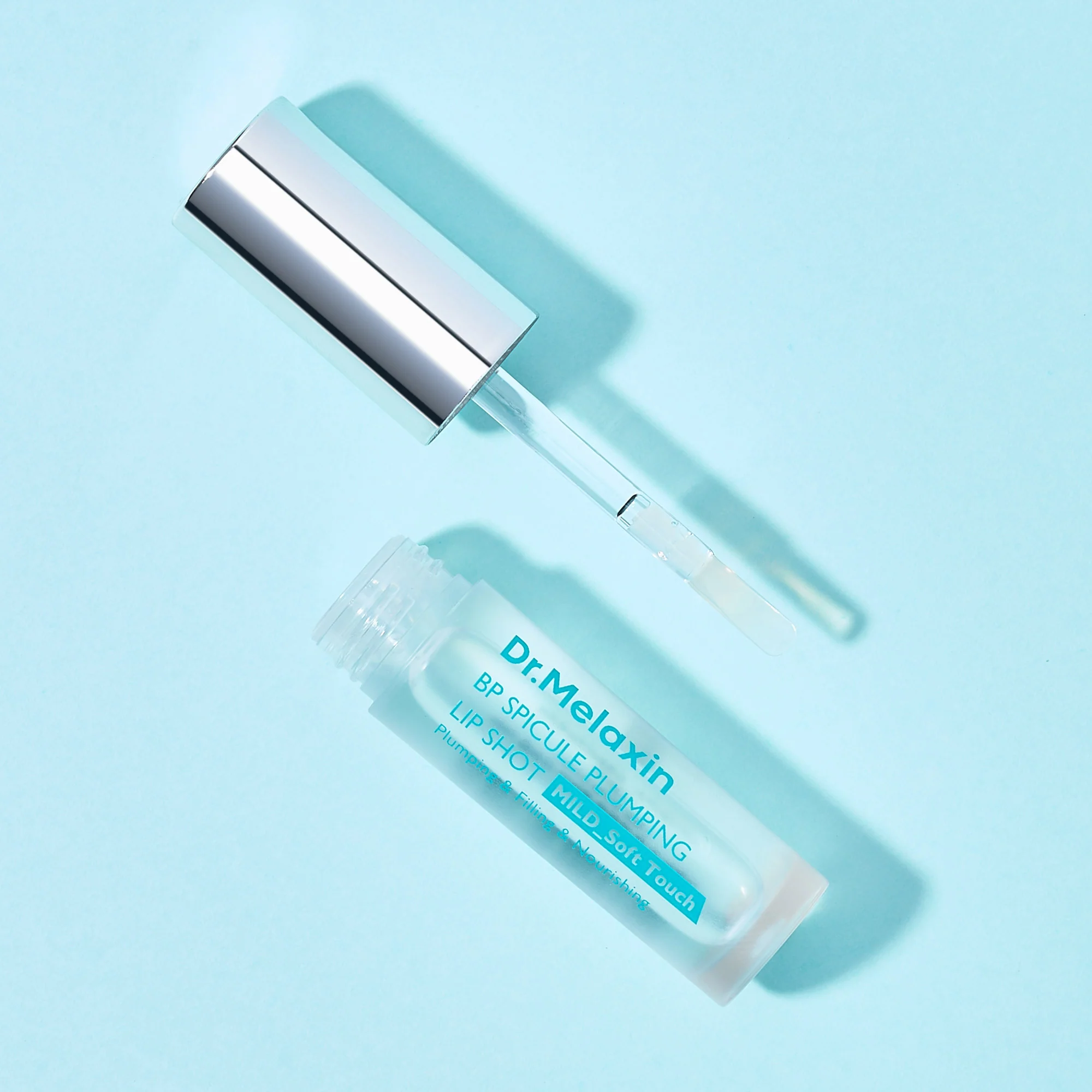 DR.MELAXIN BIO-SPICULE BP SPICULE PLUMPING LIP SHOT MILD Nawilżający błyszczyk do ust z delikatnym efektem powiększenia 4 ml - Image 5