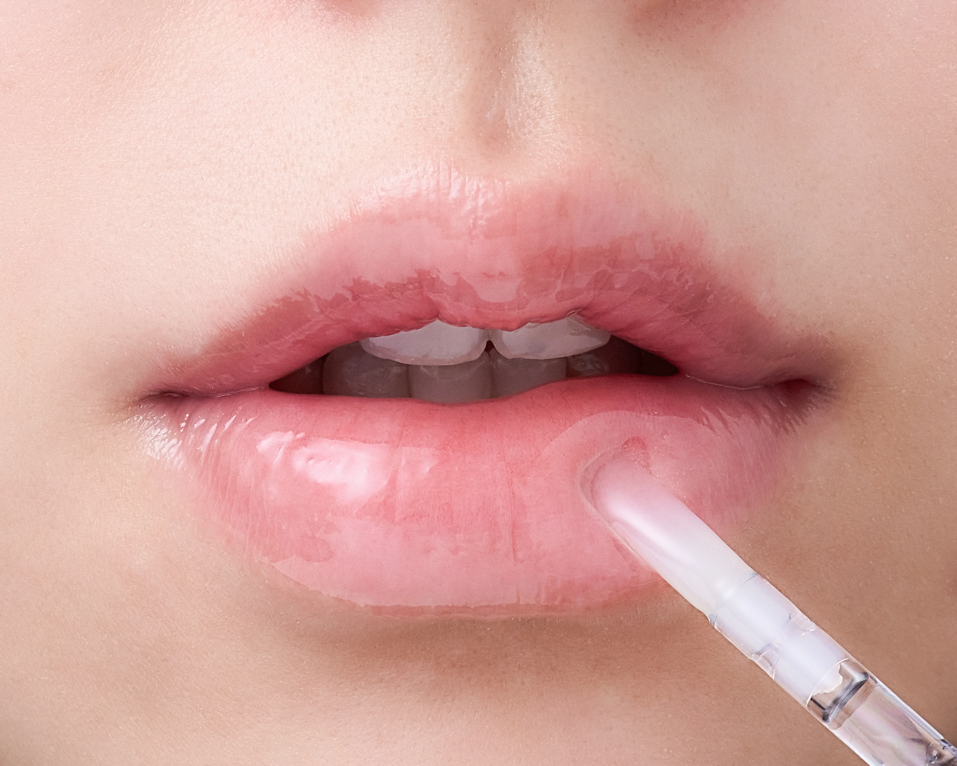 DR.MELAXIN BIO-SPICULE BP SPICULE PLUMPING LIP SHOT MILD Nawilżający błyszczyk do ust z delikatnym efektem powiększenia 4 ml - Image 8