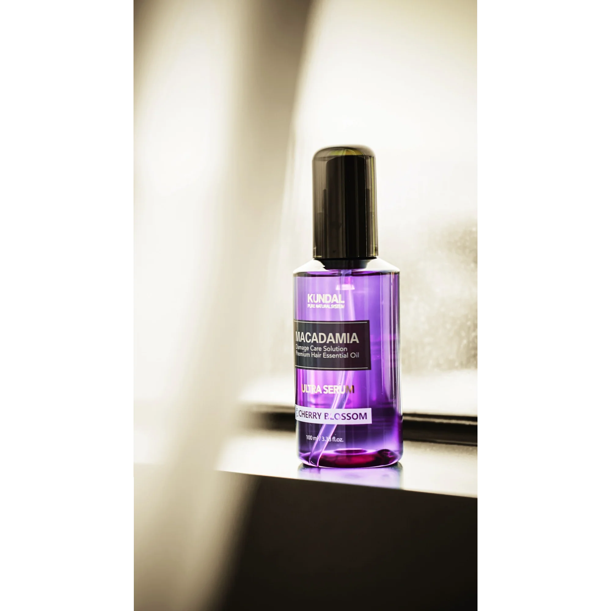 KUNDAL MACADAMIA ULTRA HAIR SERUM Intensywnie regenerujące serum do włosów Cherry Blossom 100 ml - Image 2