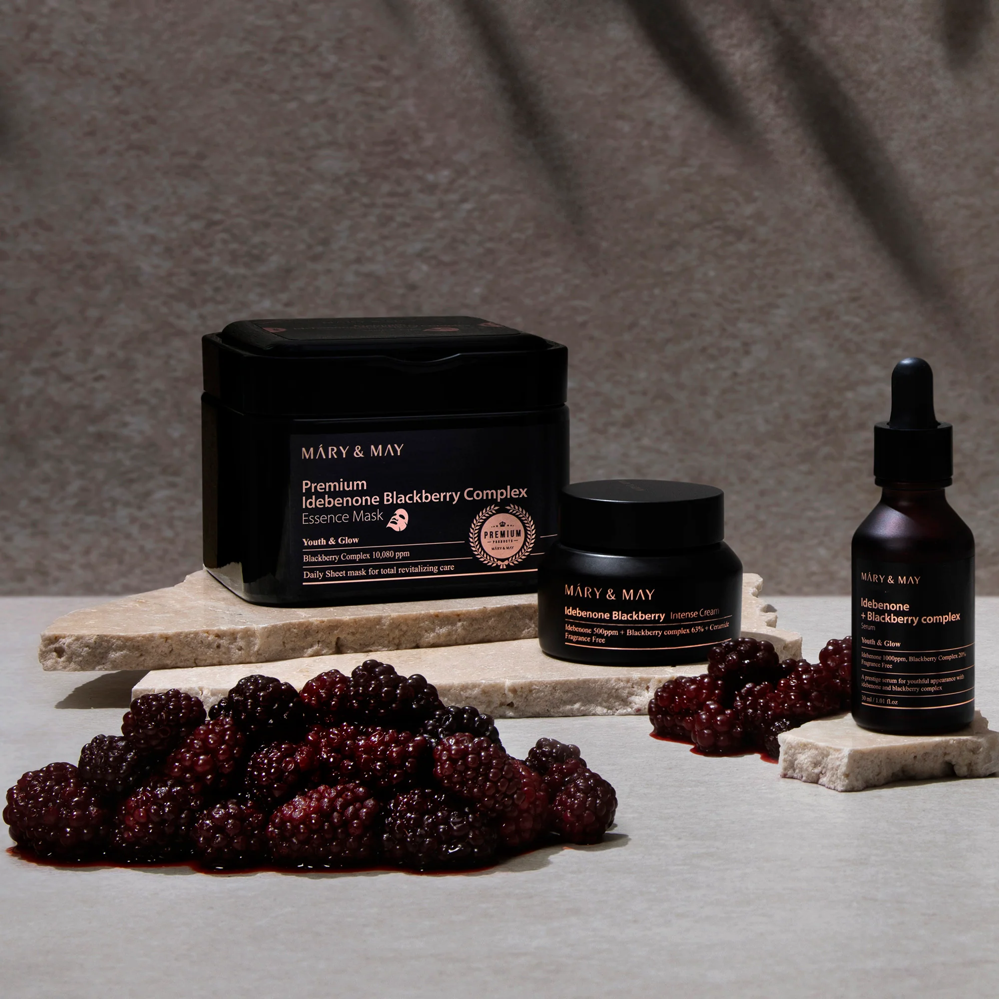 MARY & MAY IDEBENONE+BLACKBERRY COMPLEX Zaawansowane serum przeciwstarzeniowe 30 ml - Image 2
